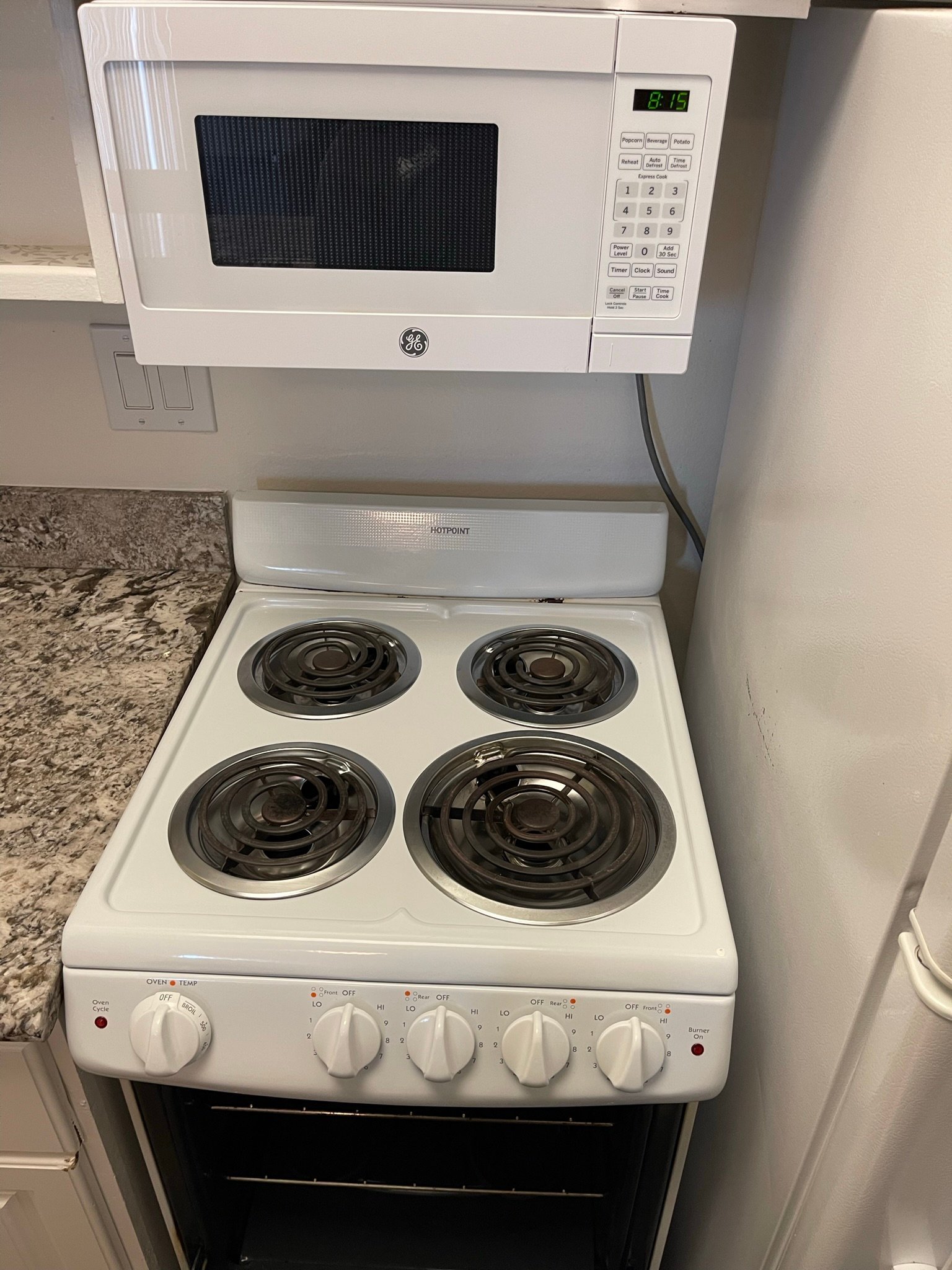 Kitchen counter and sink cleaning